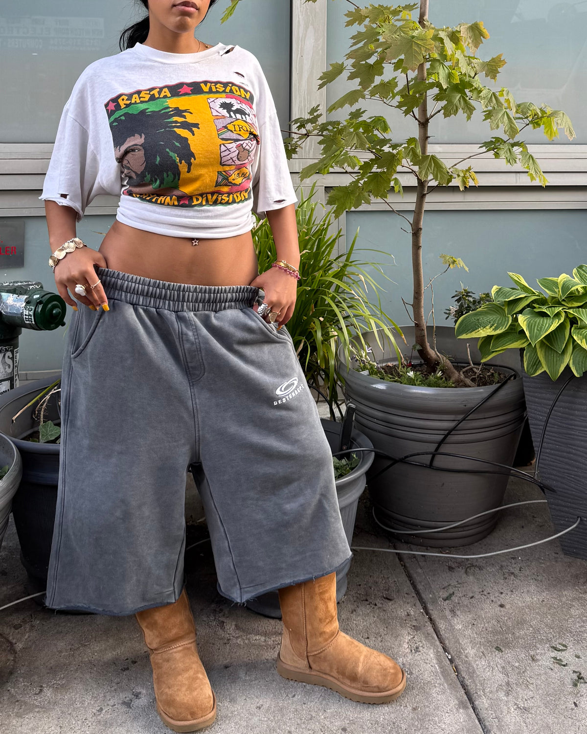 VERTIGO SWEATSHORTS