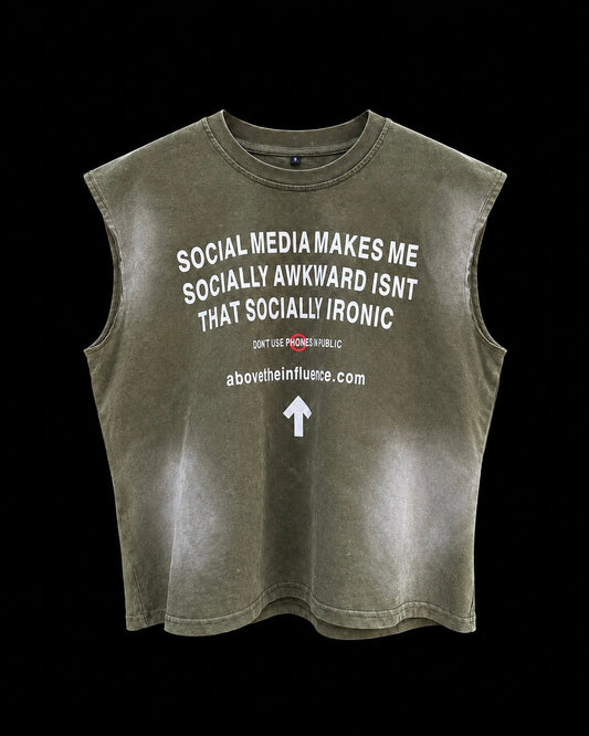 Social Muscle Tee